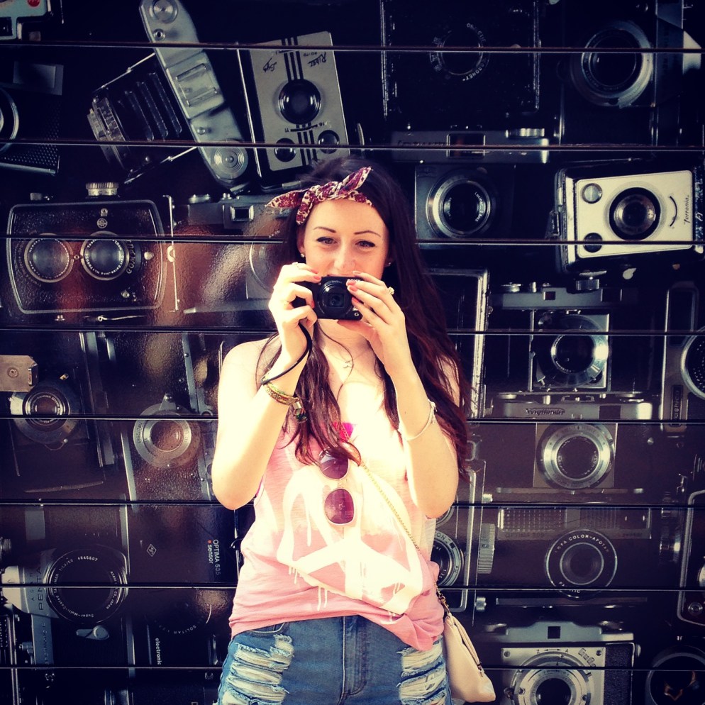 THE AWESOME MARKET STOOLS